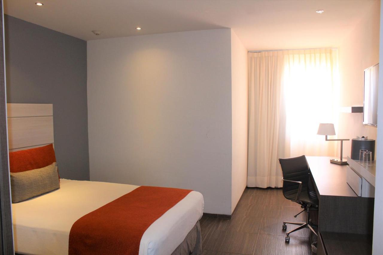 Real Inn Cancún Esterno foto