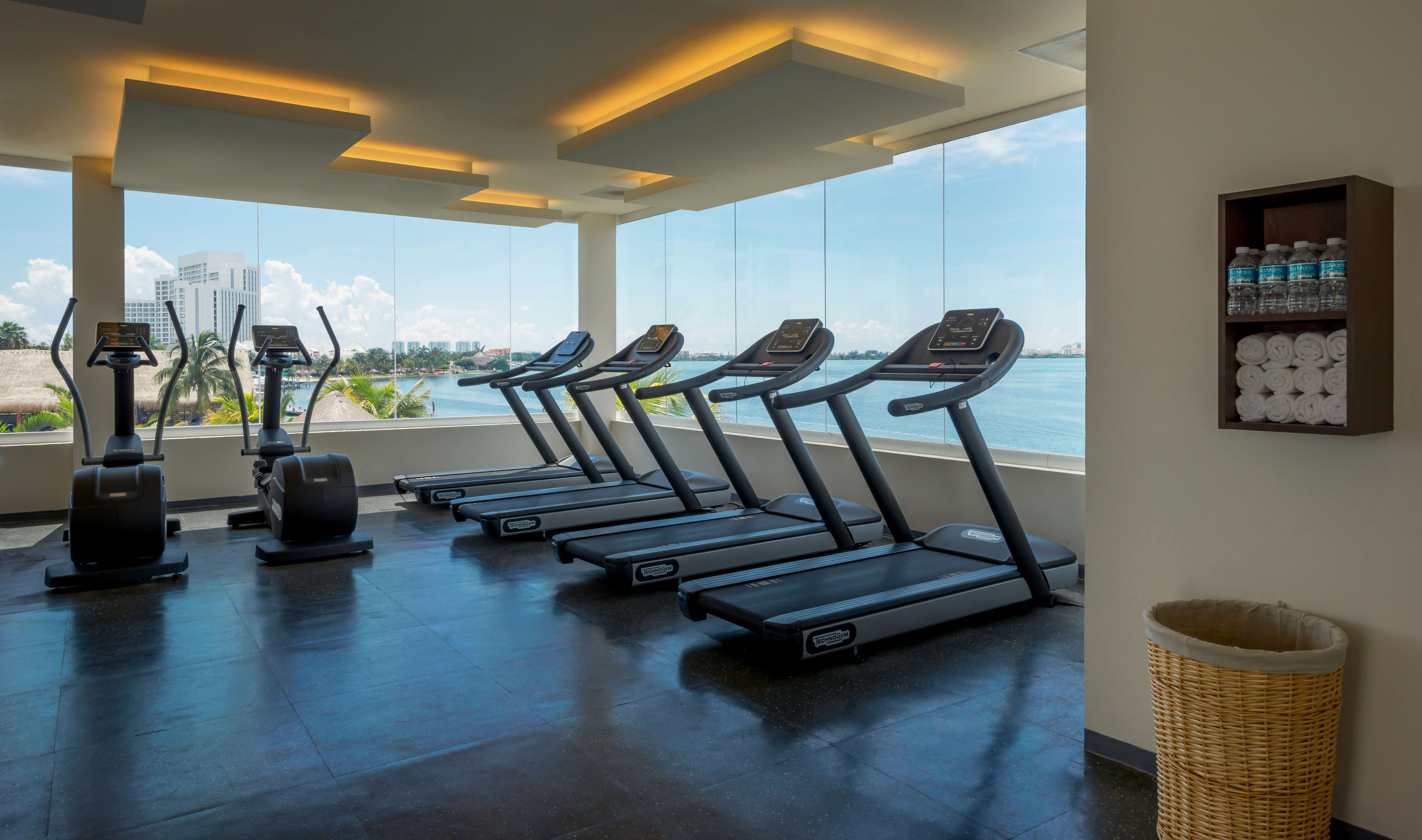 Real Inn Cancún Esterno foto