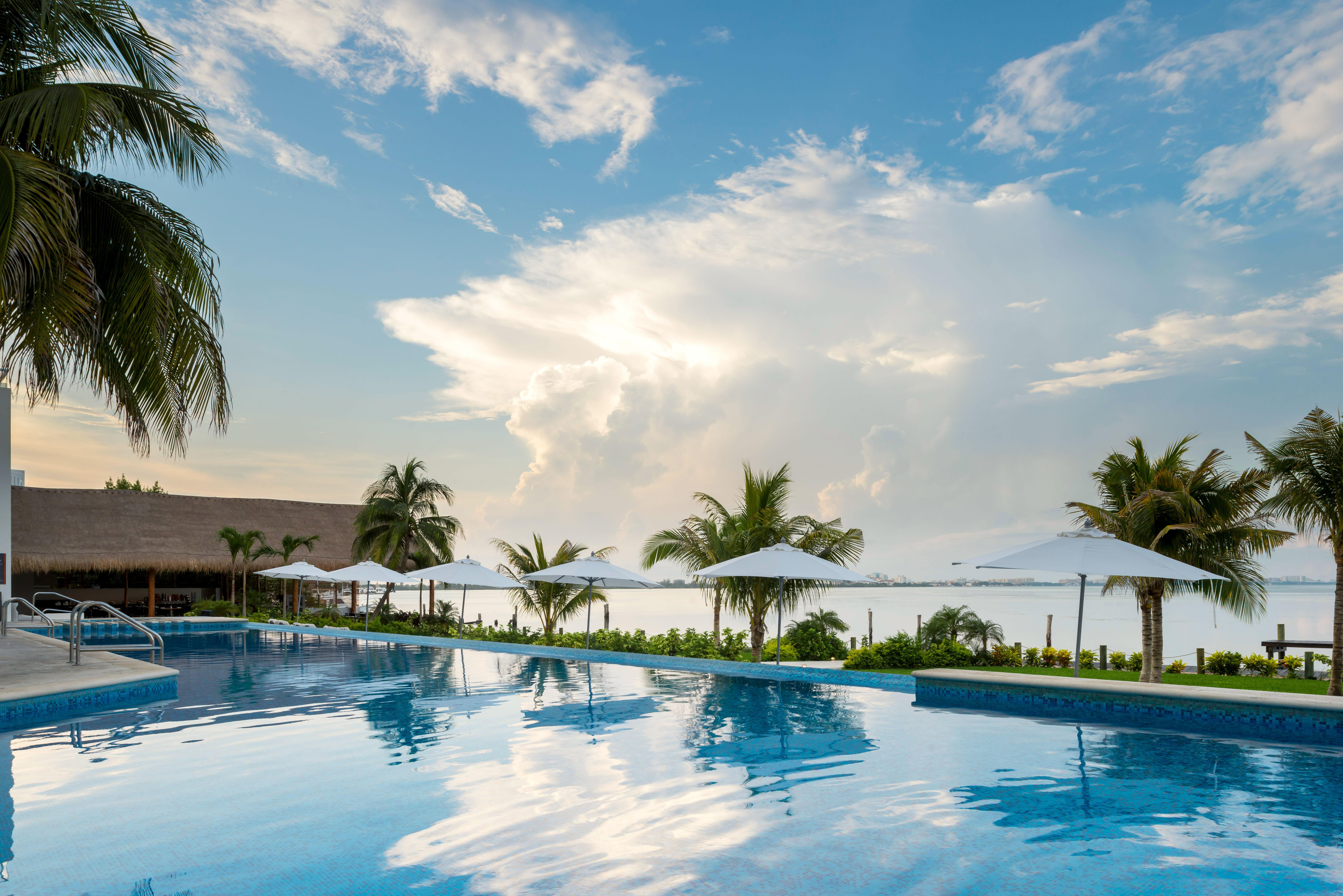 Real Inn Cancún Esterno foto