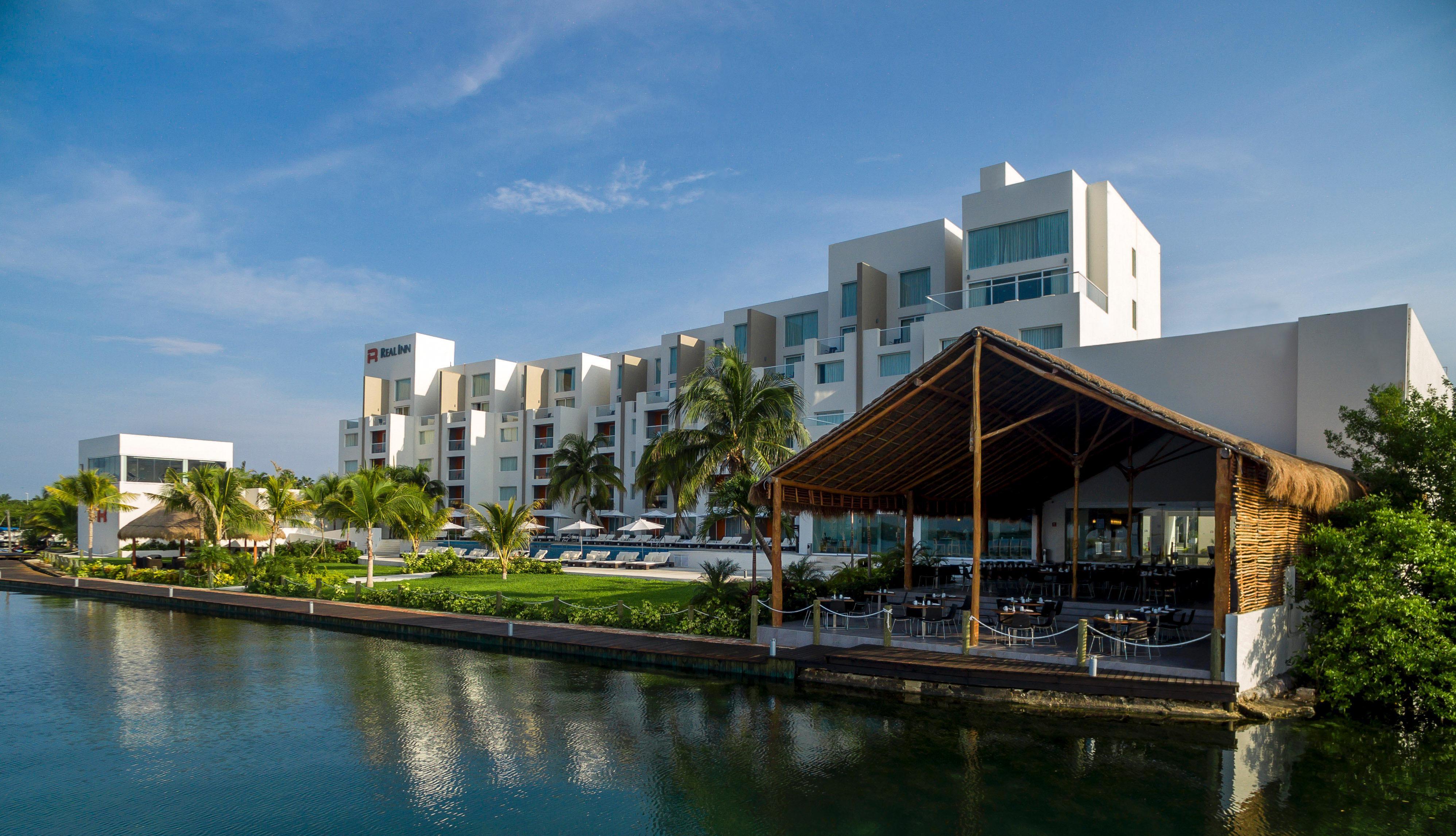 Real Inn Cancún Esterno foto