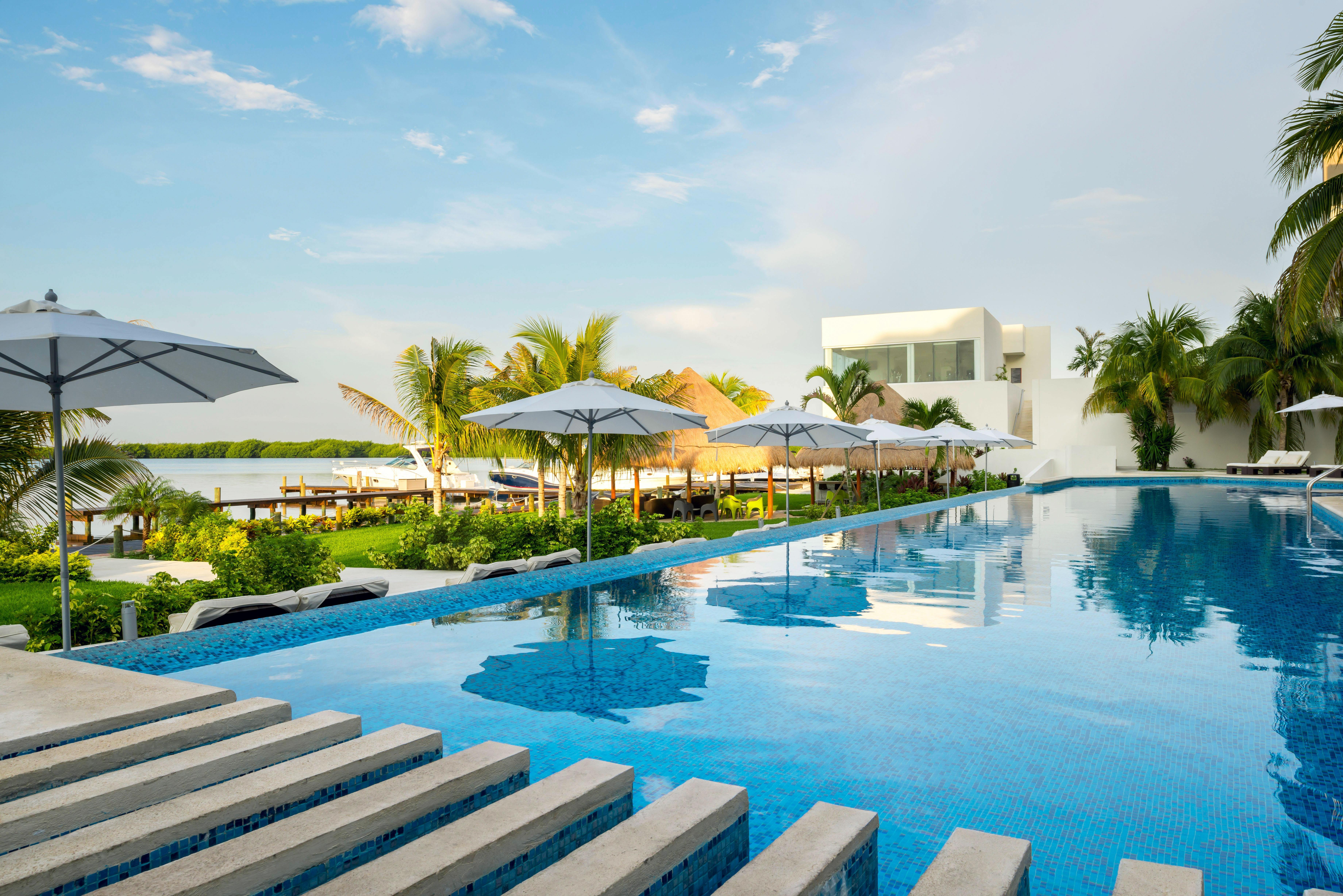Real Inn Cancún Esterno foto