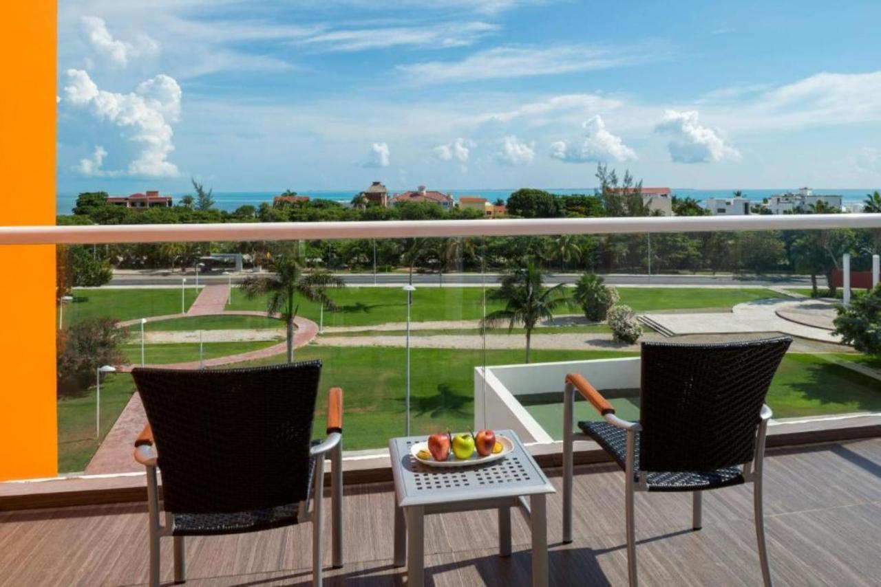 Real Inn Cancún Esterno foto